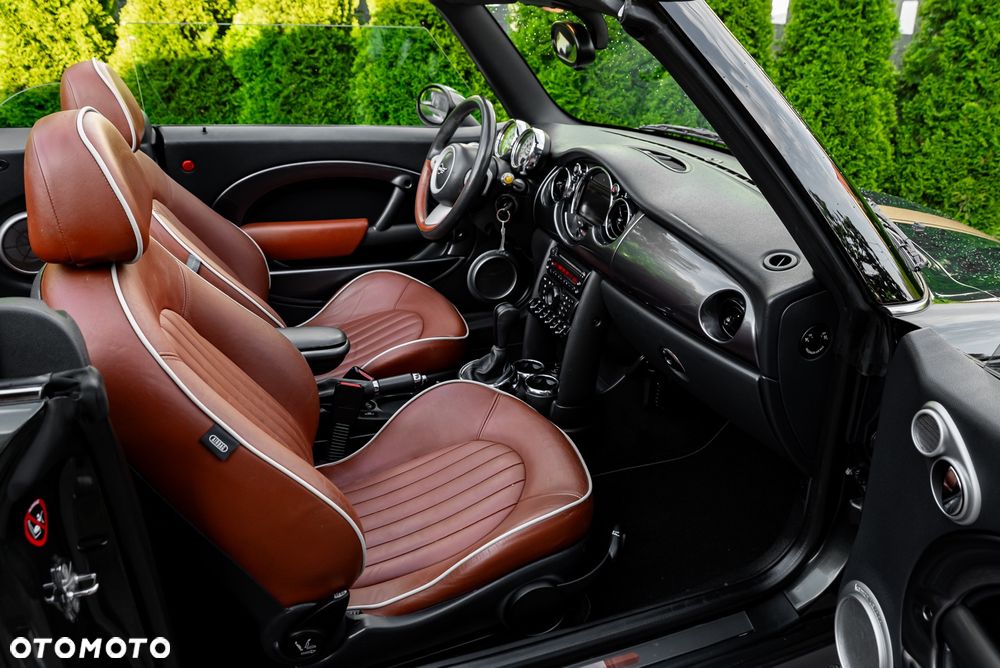 MINI Cooper Sidewalk - 27