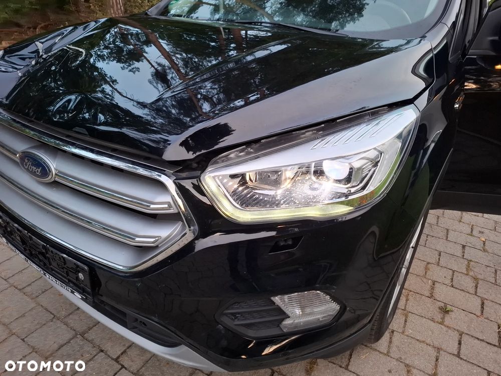 Ford Kuga 1.5 EcoBoost 2x4 Trend - 22