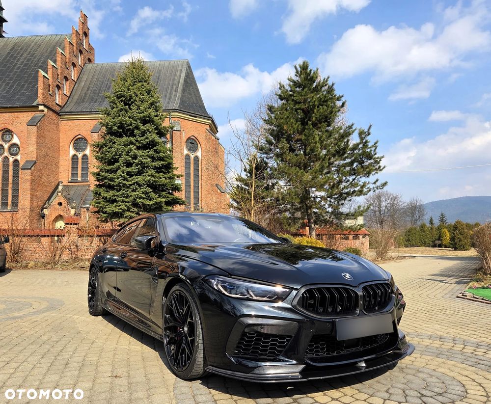 BMW M8 - 4