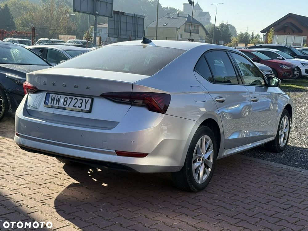 Skoda Octavia 1.5 TSI ACT Ambition - 4