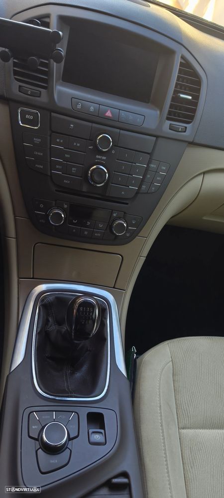 Opel Insignia Sports Tourer - 11