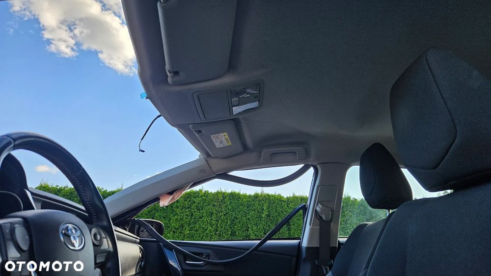 Toyota Auris Hybrid 135 Prestige - 20
