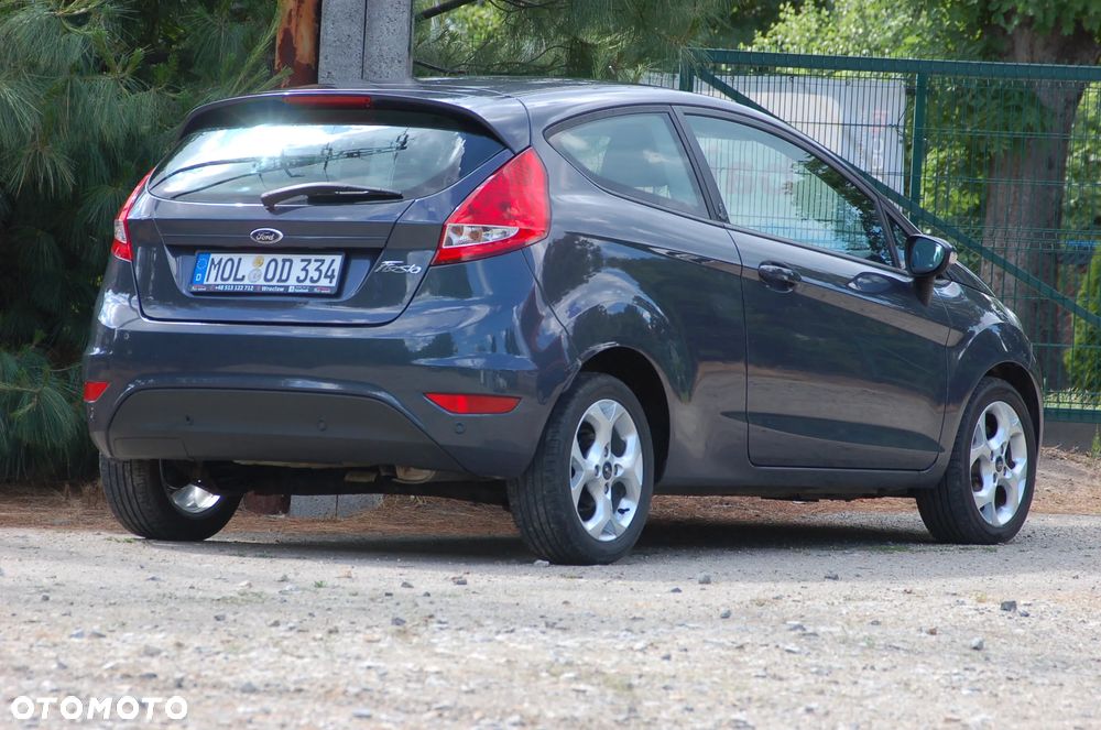 Ford Fiesta 1.25 Champions Edition - 6