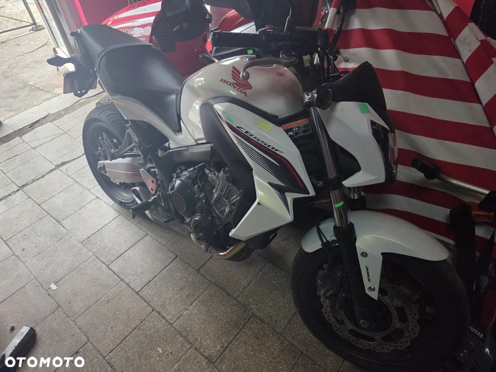 Honda CB - 15