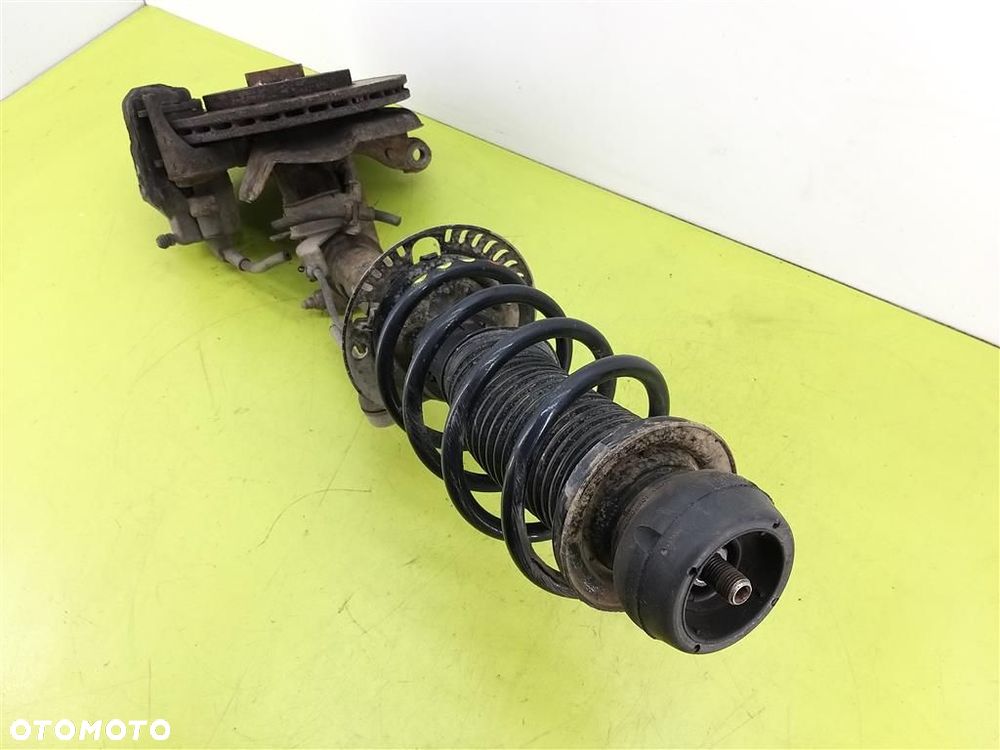 Mcpherson AMORTYZATOR przód prawy ZWROTNICA Skoda Fabia II 07-14 1.6 TDI - 2