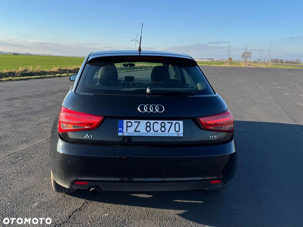 Audi A1 Sportback 1.6 TDI Attraction - 6