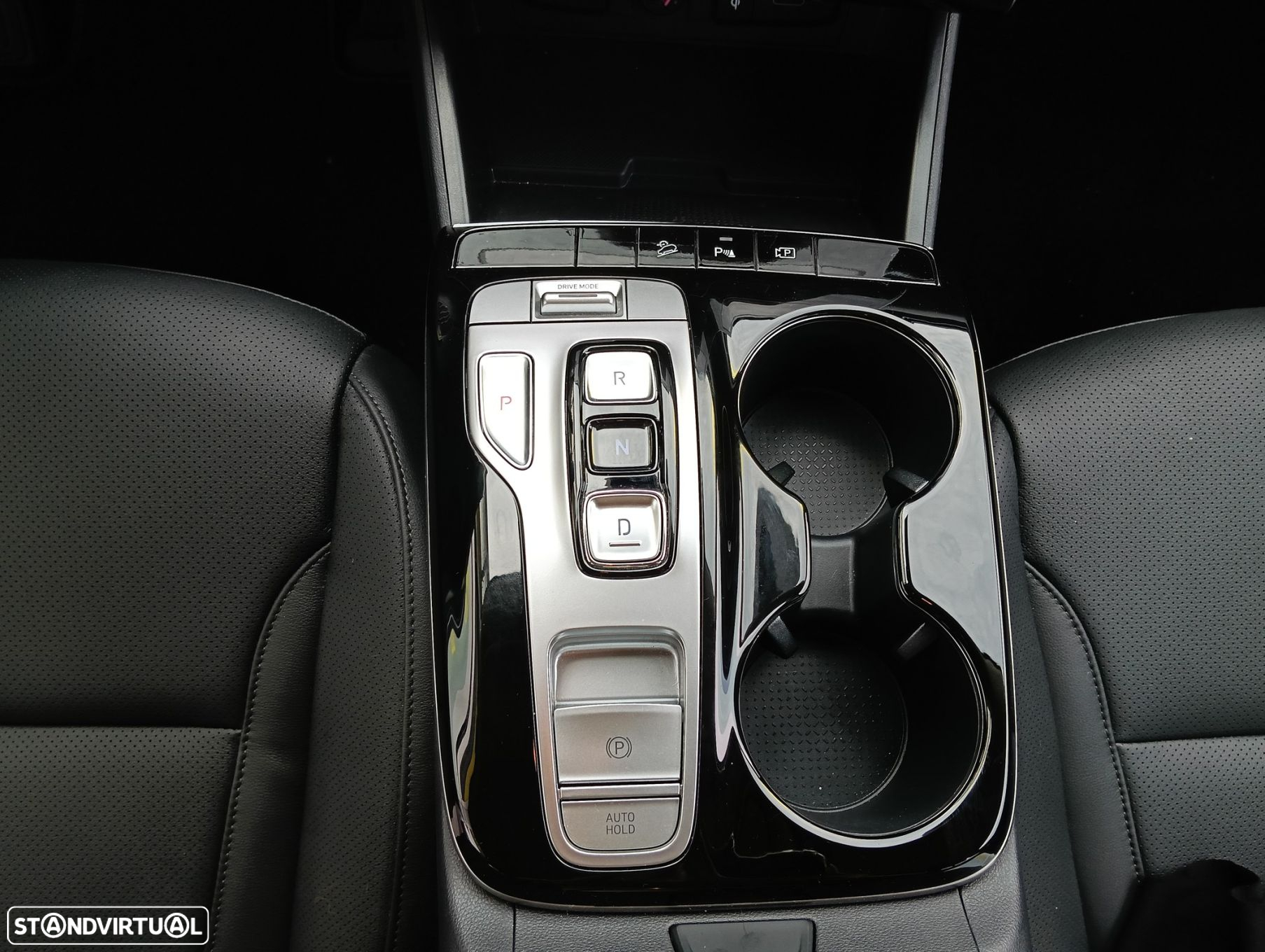 Hyundai Tucson 1.6 T-GDI HEV Premium - 17