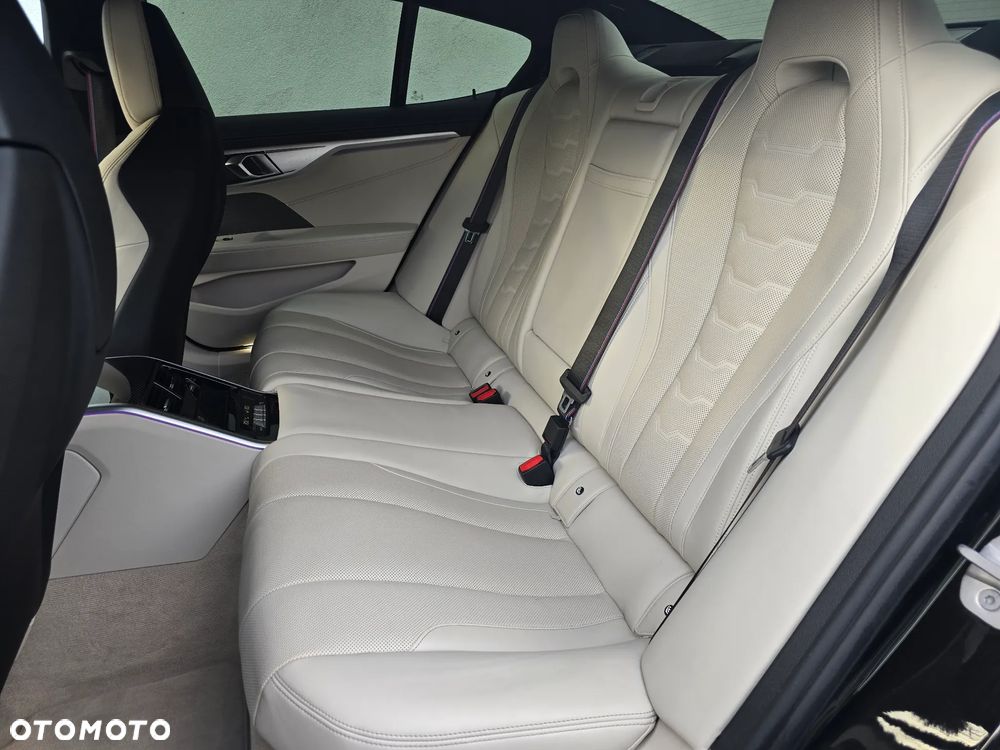 BMW Seria 8 840d xDrive - 7