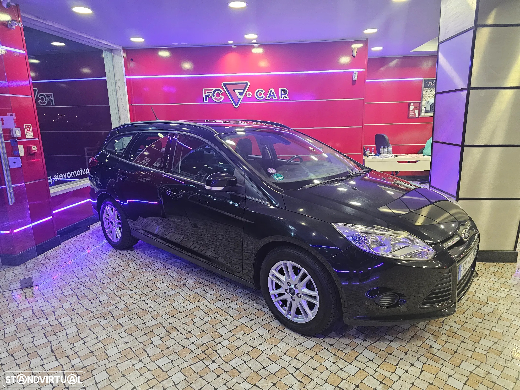 Ford Focus SW 1.0 EcoBoost Business - 4