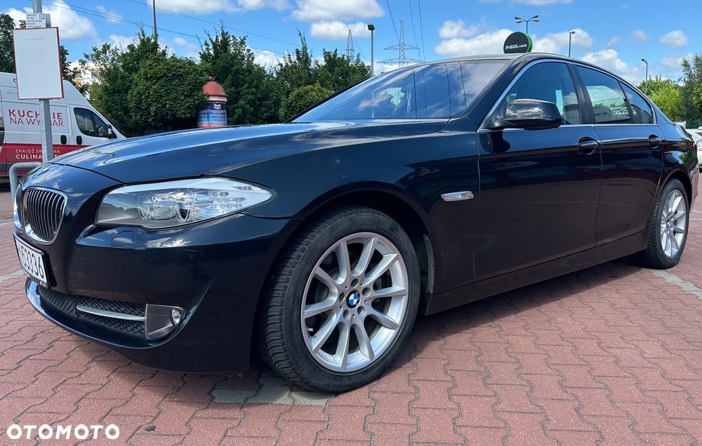 BMW Seria 5 528i xDrive - 5