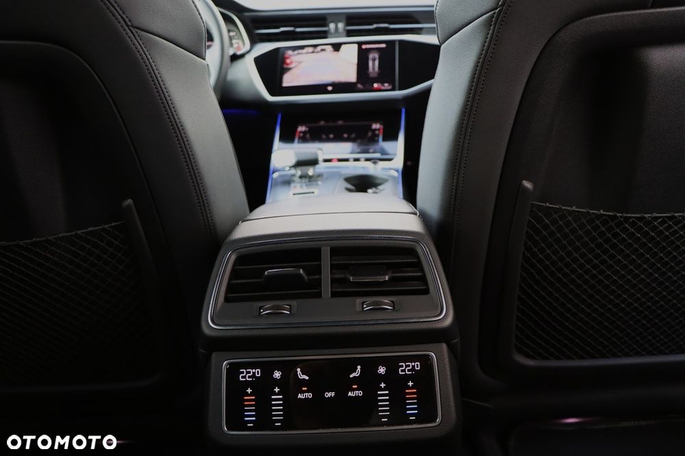 Audi A6 Avant - 30