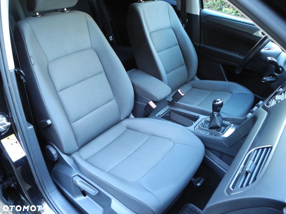 Volkswagen Golf Sportsvan - 16