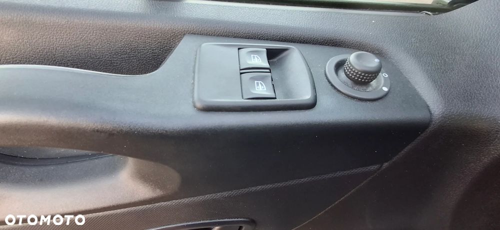 Renault Trafic ENERGY Combi 2,8t Life - 17