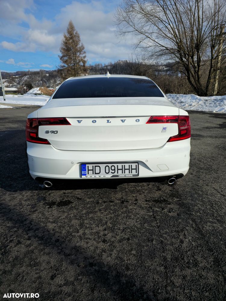 Volvo S90 D4 Geartronic Momentum Pro - 4