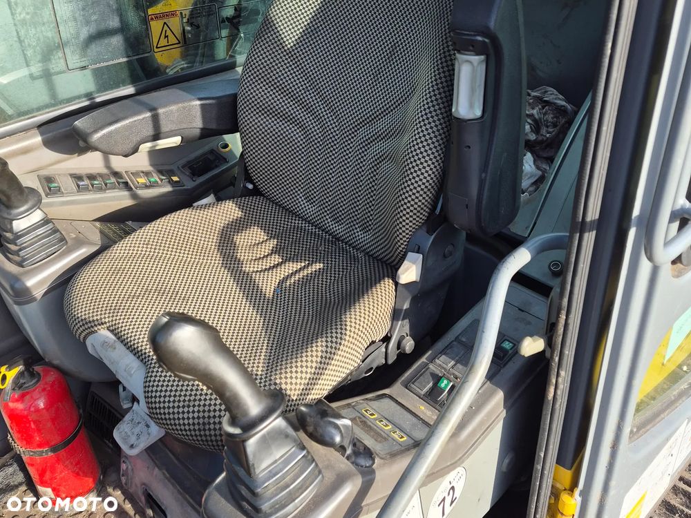 Volvo EC140L - 4