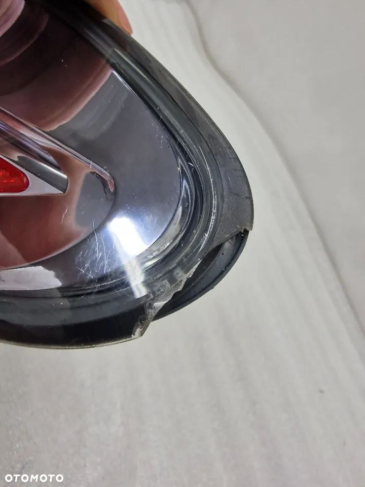 LEXUS RX 09- PRAWA LAMPA TYLNA TYLNIA TYŁ , NR : KOITO 4892 , NR AUKCJI LMT51 - 9