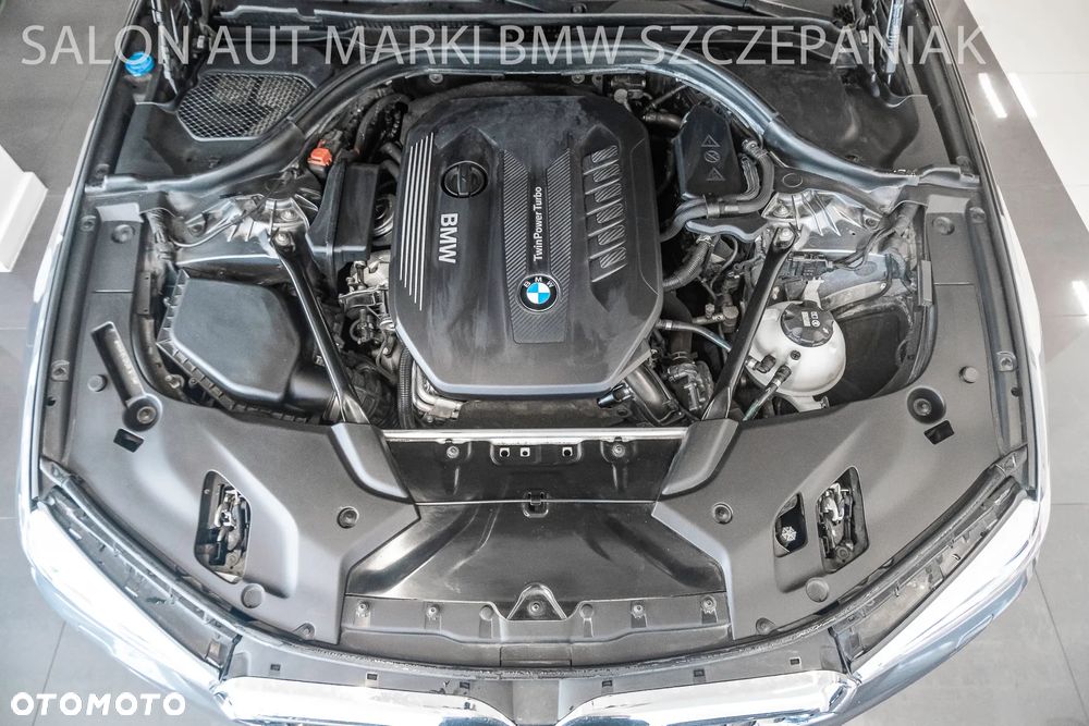 BMW Seria 5 540d xDrive M Sport sport - 34