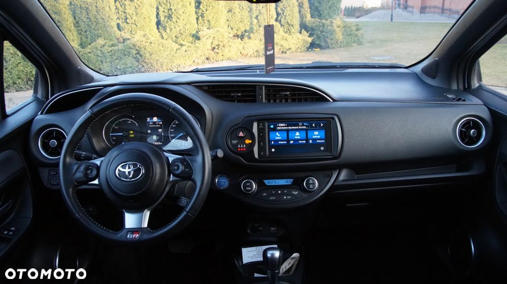 Toyota Yaris - 9