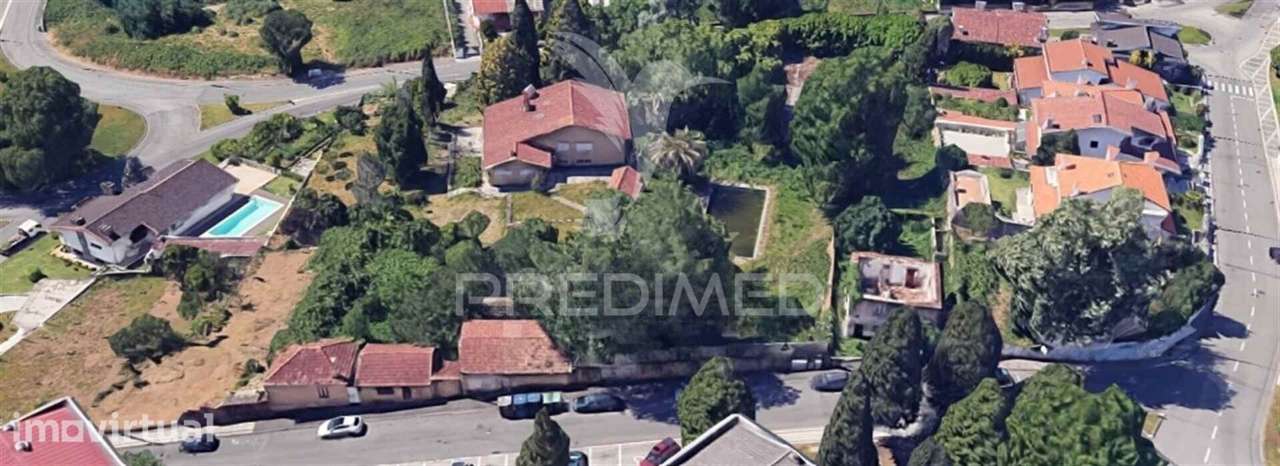 Moradia Isolada , 6 Quartos, 417 m2 com piscina - Grande imagem: 4/16