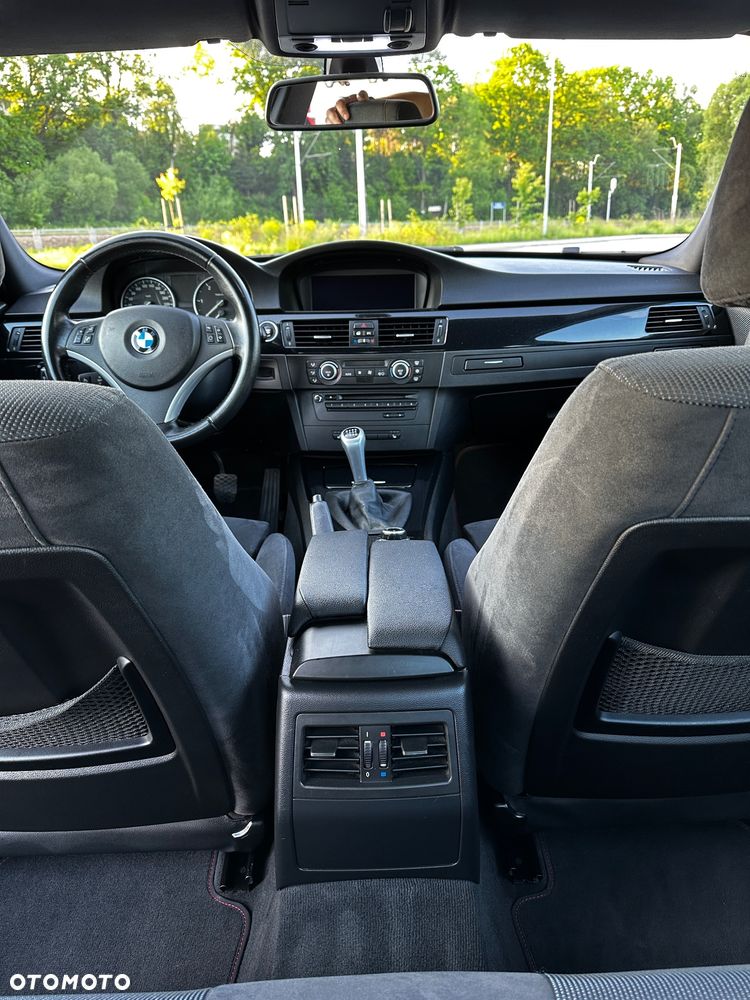 BMW Seria 3 320d DPF - 21