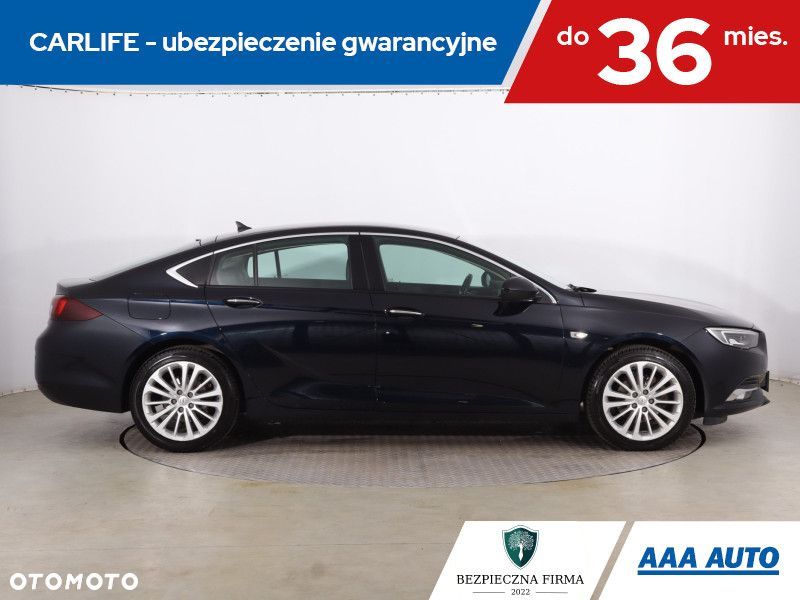 Opel Insignia - 8