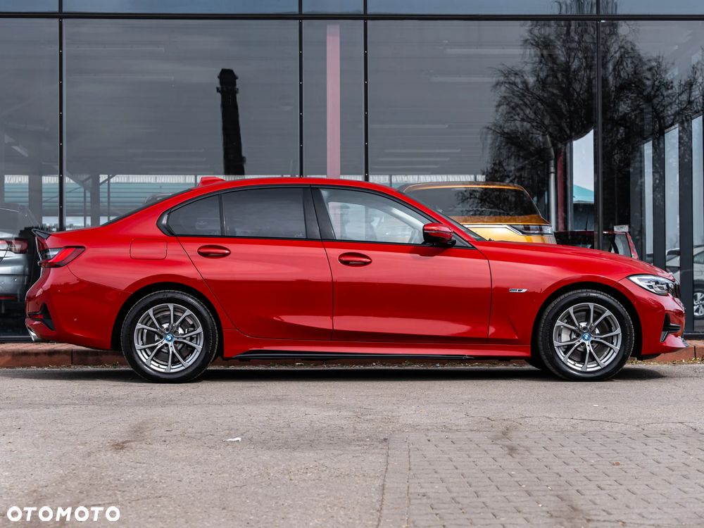 BMW Seria 3 330e Advantage sport - 16