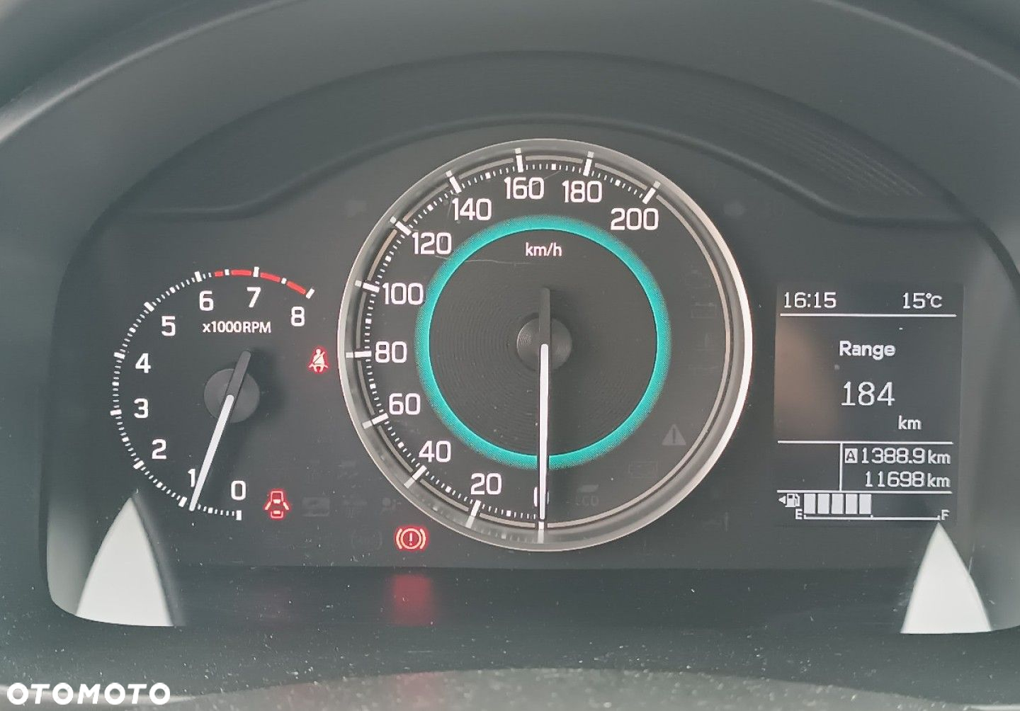 Suzuki Ignis - 31
