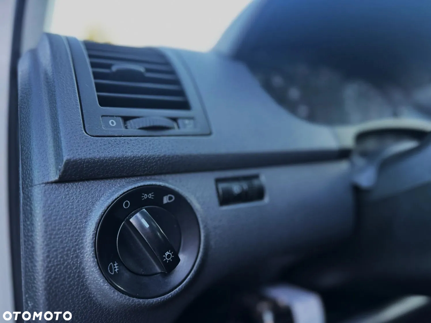 Volkswagen Polo - 14