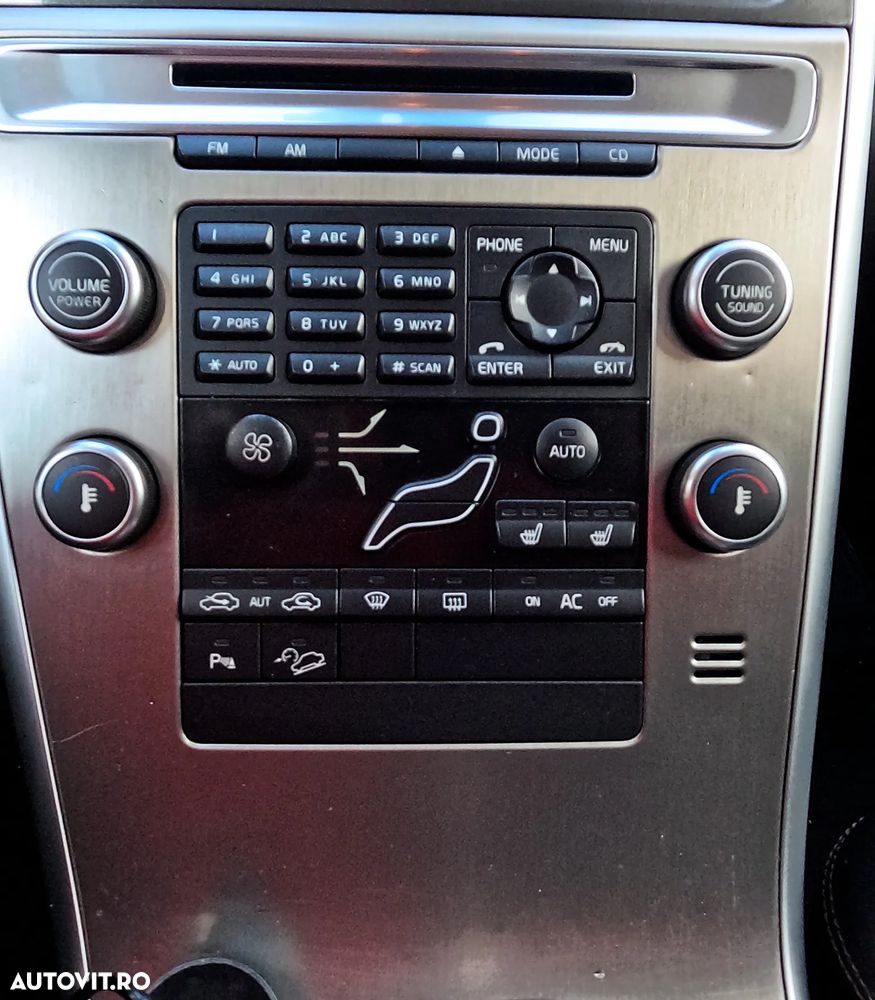 Volvo XC 60 2.4D AWD - 17