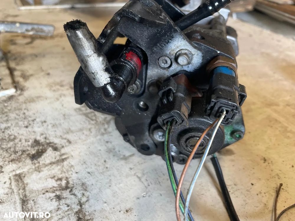 Pompa injectie Ford Mondeo Mk3 2.0 tdci diesel 85 kw - 4