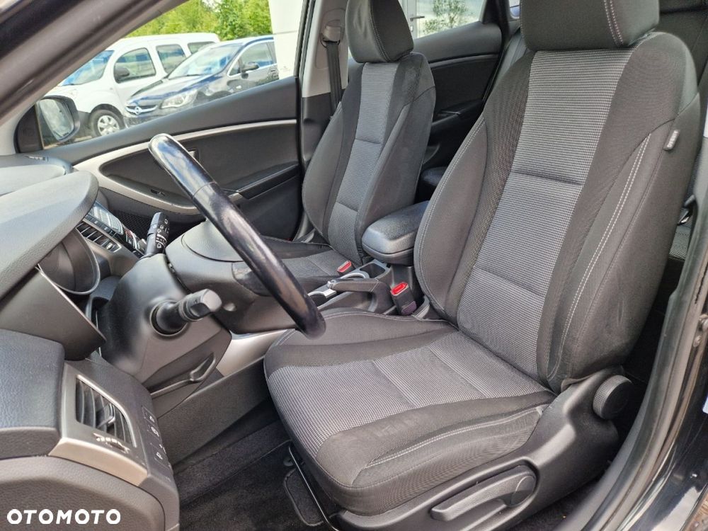 Hyundai i30 1.6 GDI Style - 10