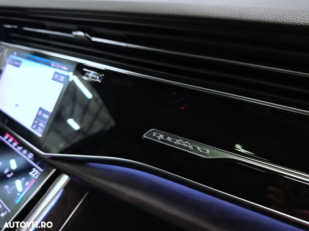 Audi Q8 55 TFSI quattro Tiptronic - 26