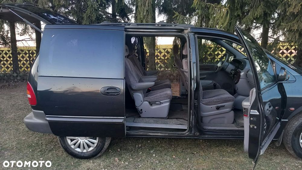 Chrysler Voyager - 2