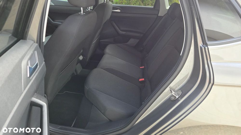 Volkswagen Polo 1.0 TSI Highline DSG - 16