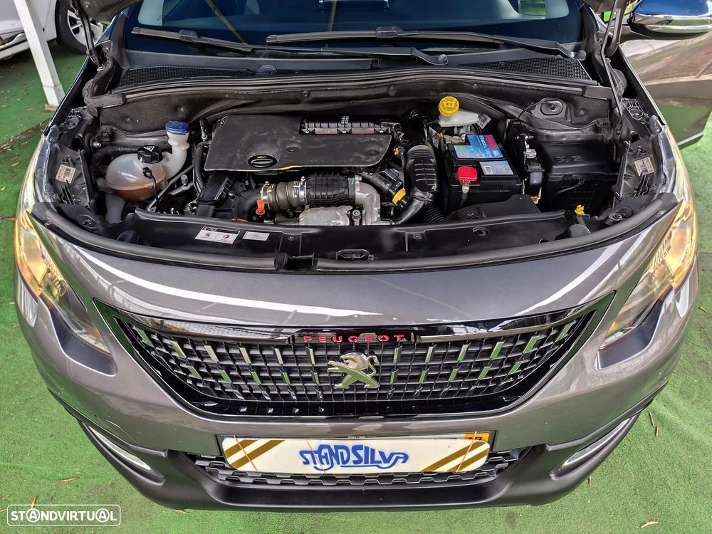 Peugeot 2008 1.6 BlueHDi Style - 17