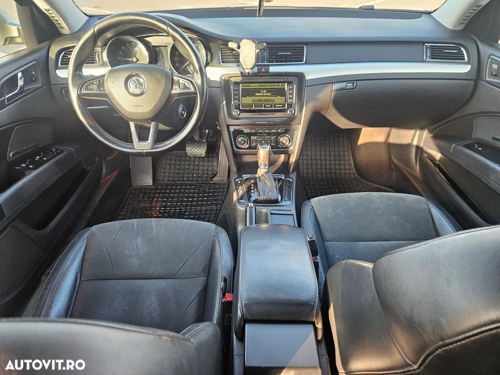 Skoda Superb 2.0 TDI DSG Comfort - 10