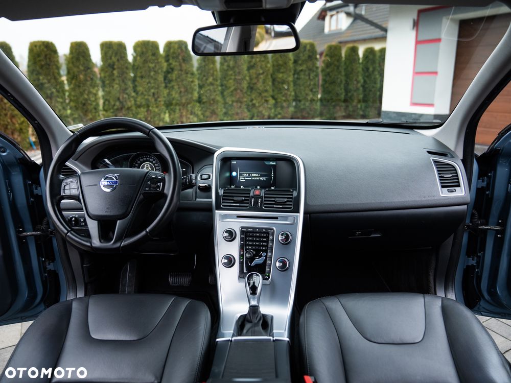 Volvo XC 60 D3 Geartronic Kinetic - 28