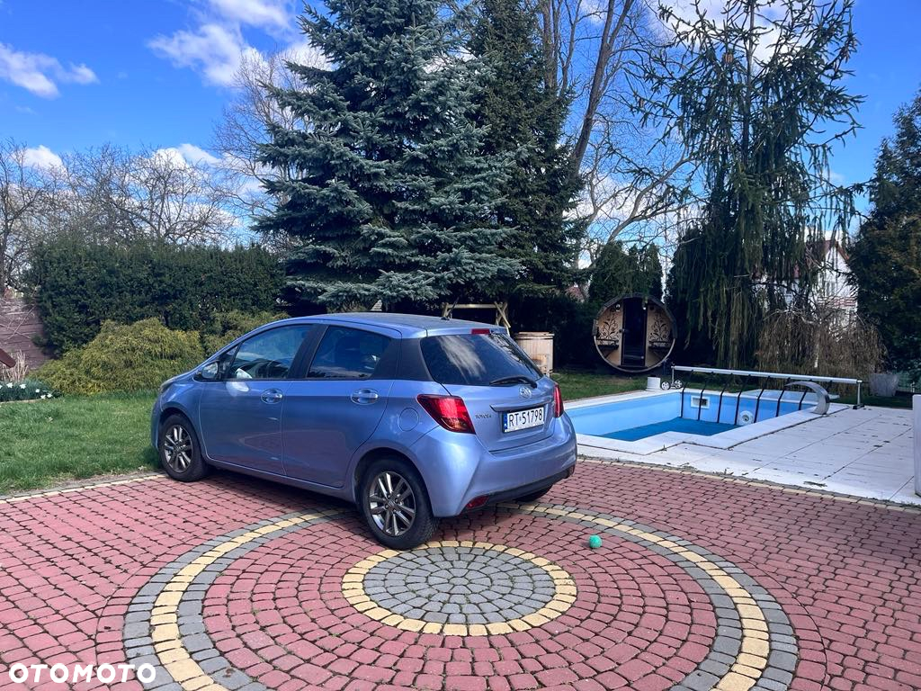 Toyota Yaris 1.33 Premium - 3