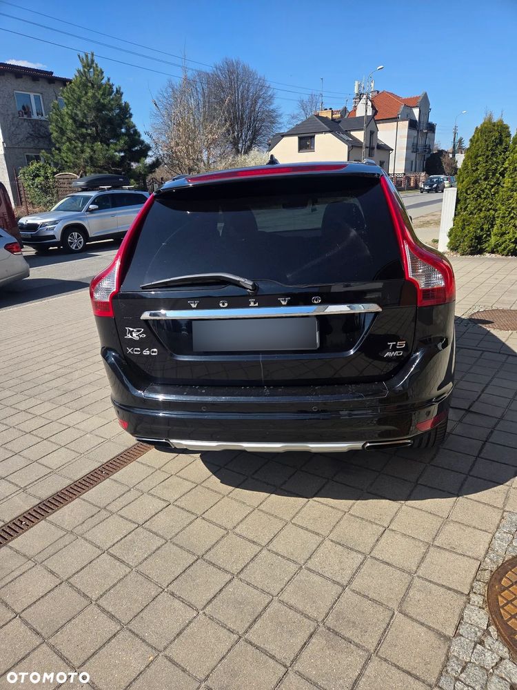 Volvo XC 60 - 8