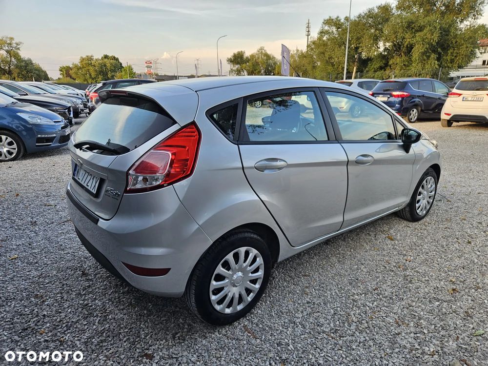Ford Fiesta 1.25 Trend - 13