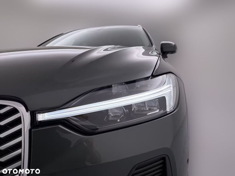 Volvo XC 60 T6 Plug-In Hybrid AWD Plus Bright - 21