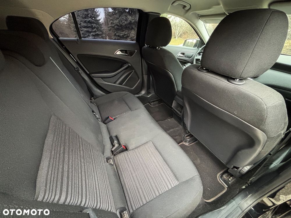 Mercedes-Benz Klasa A 180 (BlueEFFICIENCY) - 9