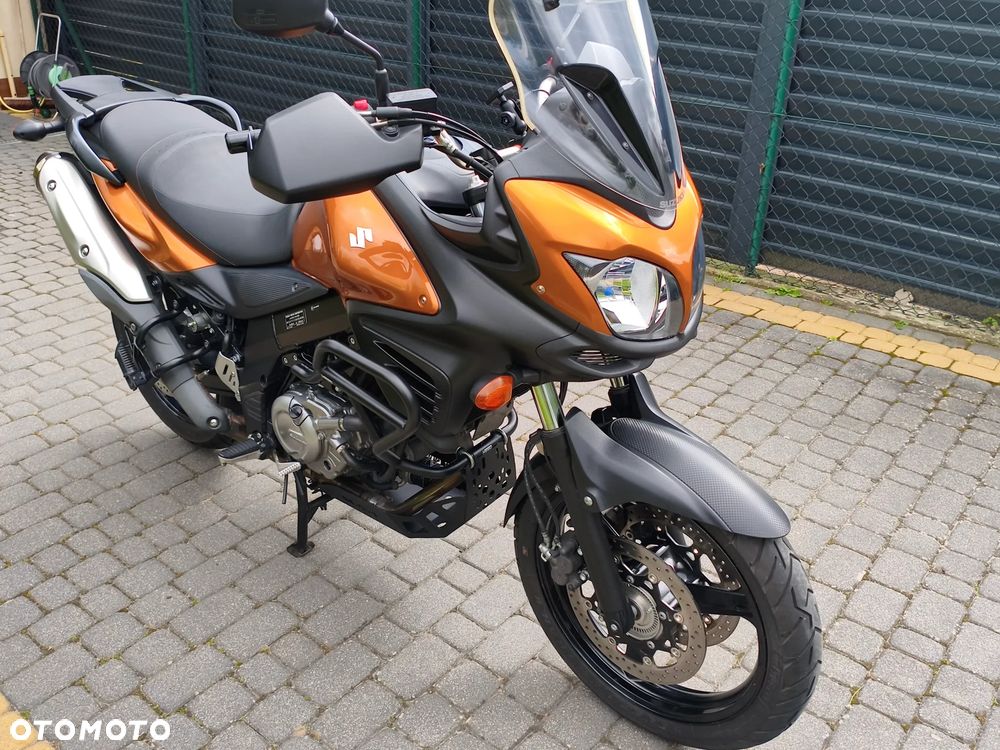 Suzuki V-STROM - 2