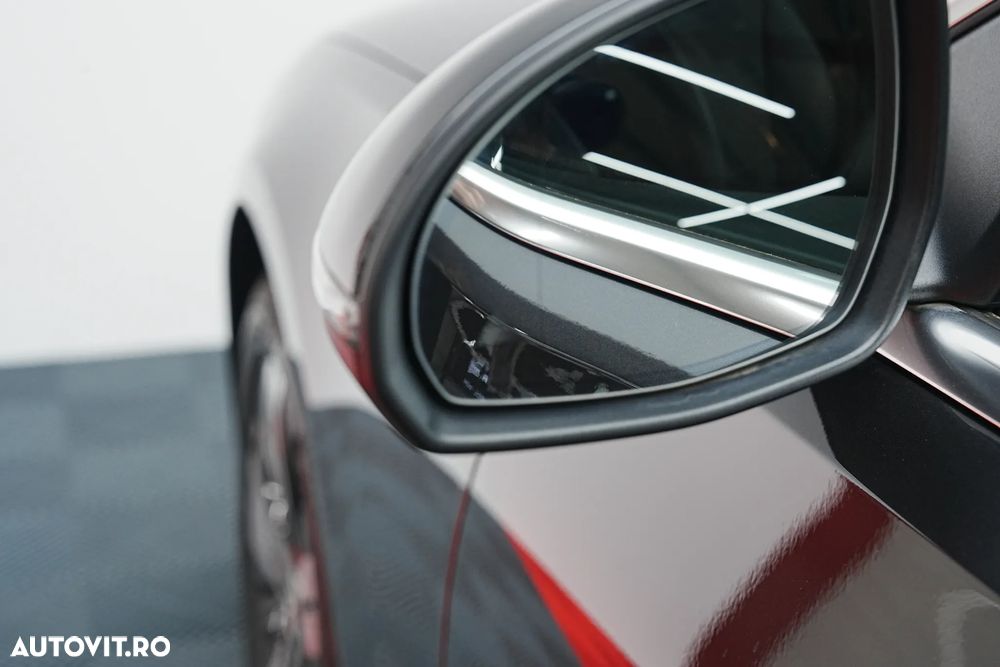 Mercedes-Benz C 300 e 9G-TRONIC Avantgarde - 35