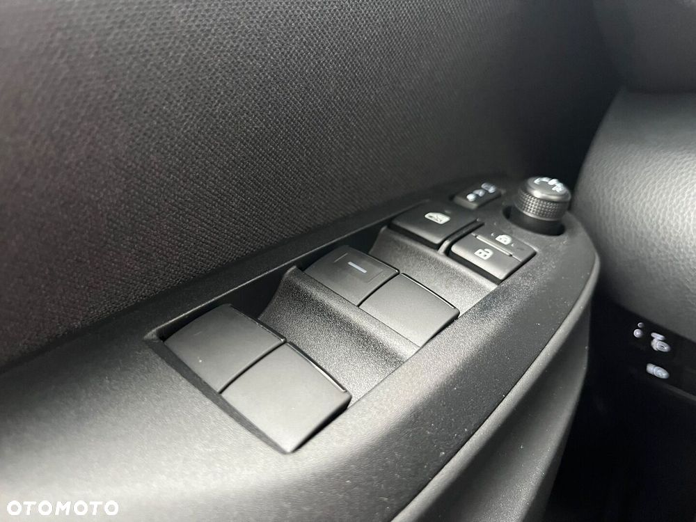 Toyota Yaris Cross Hybrid 1.5 Style - 30