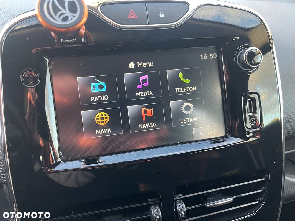Renault Clio - 18