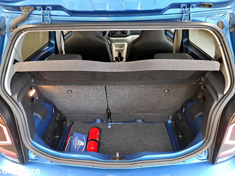 Volkswagen up! - 13