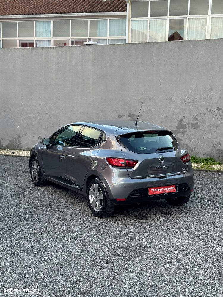 Renault Clio 0.9 TCE Dynamique S - 12