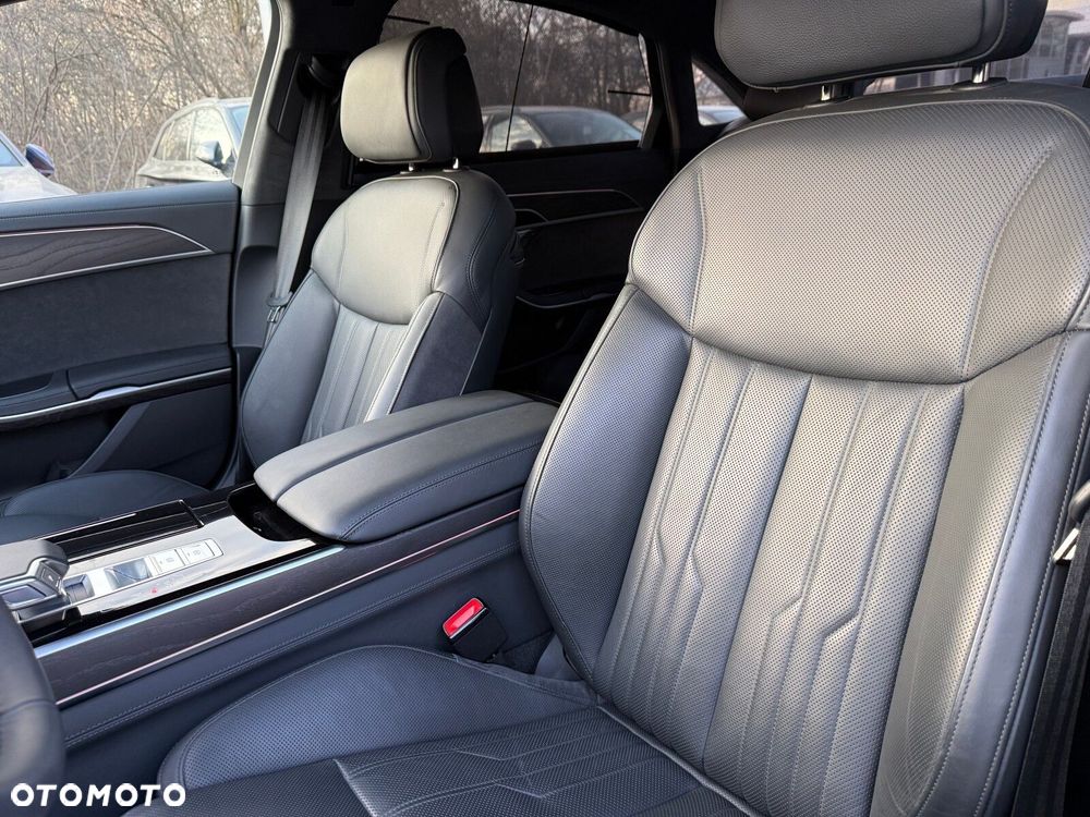 Audi A8 - 19