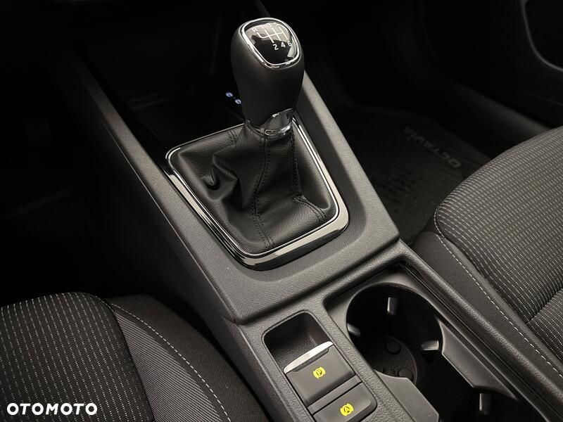 Skoda Octavia 2.0 TDI Ambition - 17